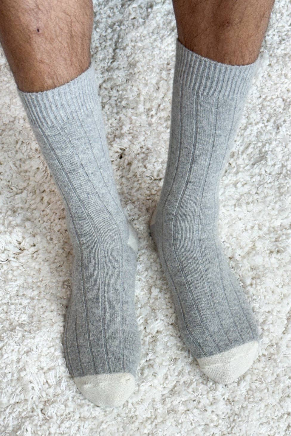 EXTENDED Cashmere Classic Socks