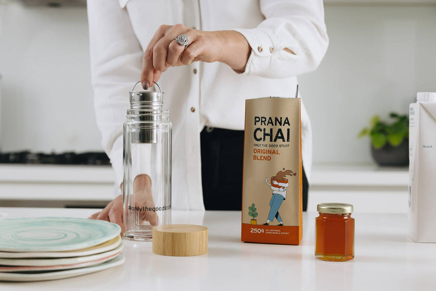 Double Wall Glass Tea Infuser Tumbler + Bamboo Lid