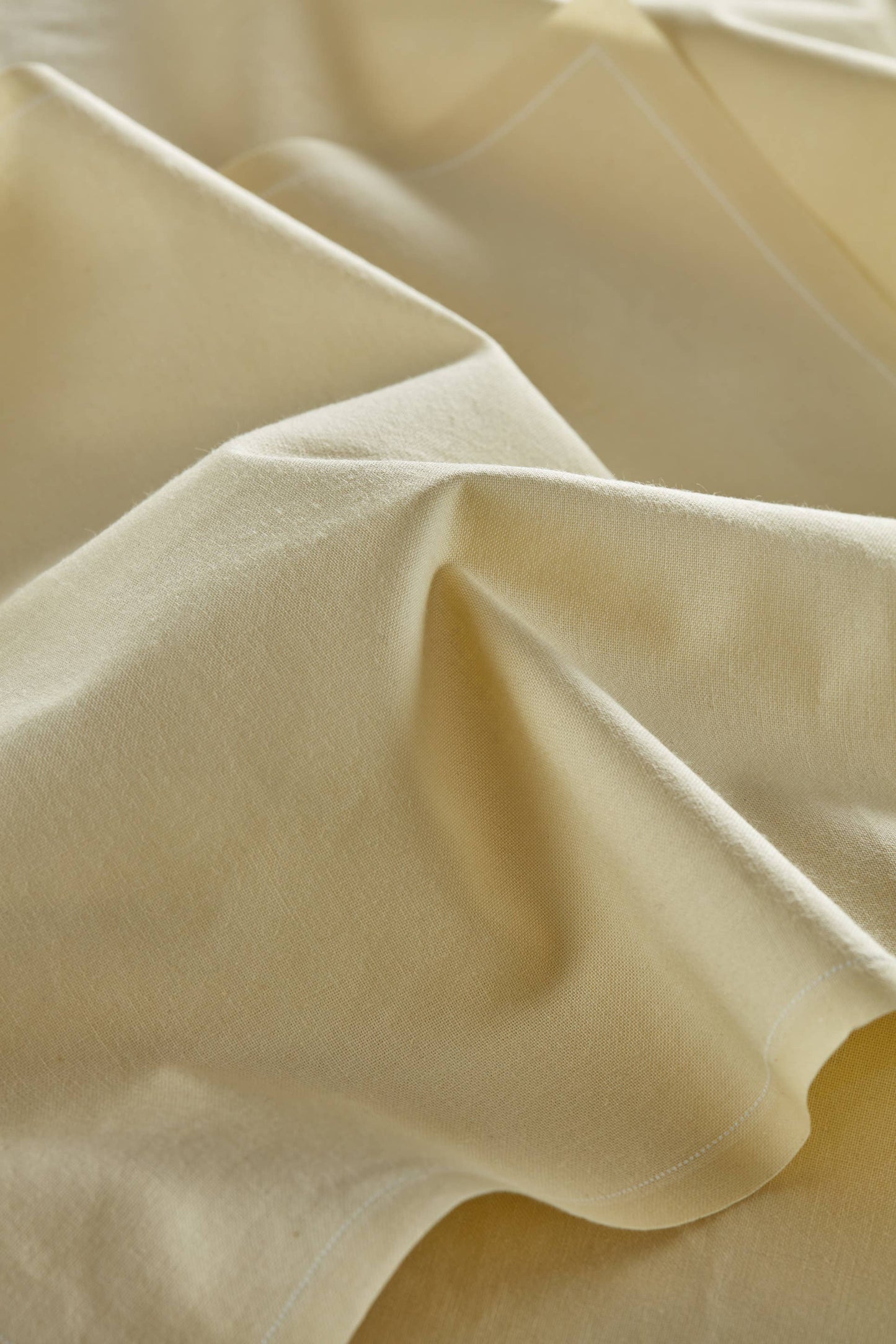 Pastel Yellow Cotton Dinner Napkins 12 napkin roll