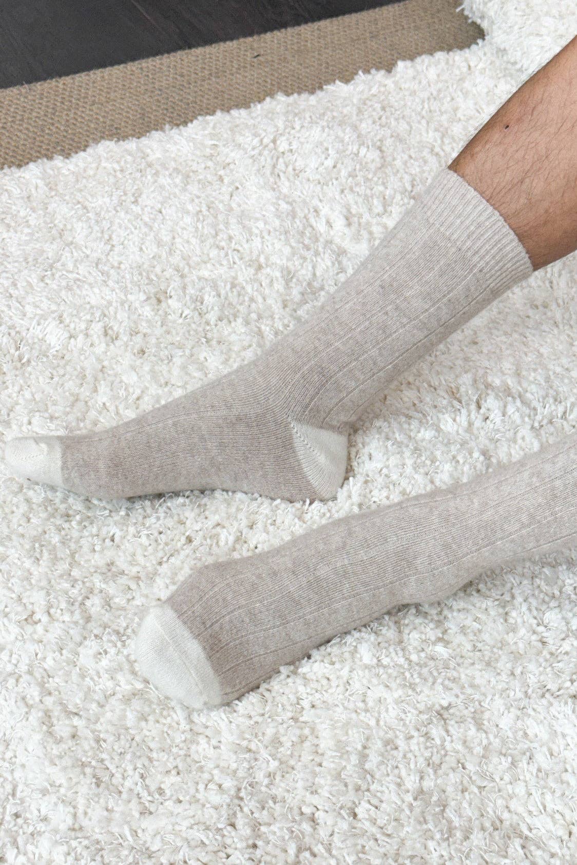 EXTENDED Cashmere Classic Socks
